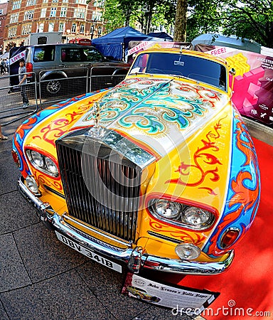 Redaktionelles Bild: Rolls Royce John-Lennons - Phantom V